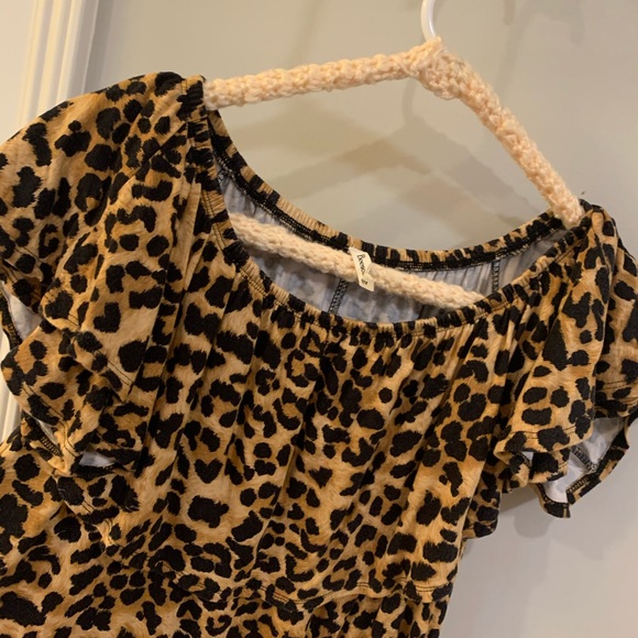 Tunic - Picture 2 of 3